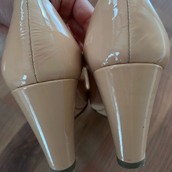 J.Crew Wedge Pump Heels size 8 - Picture 3 of 5